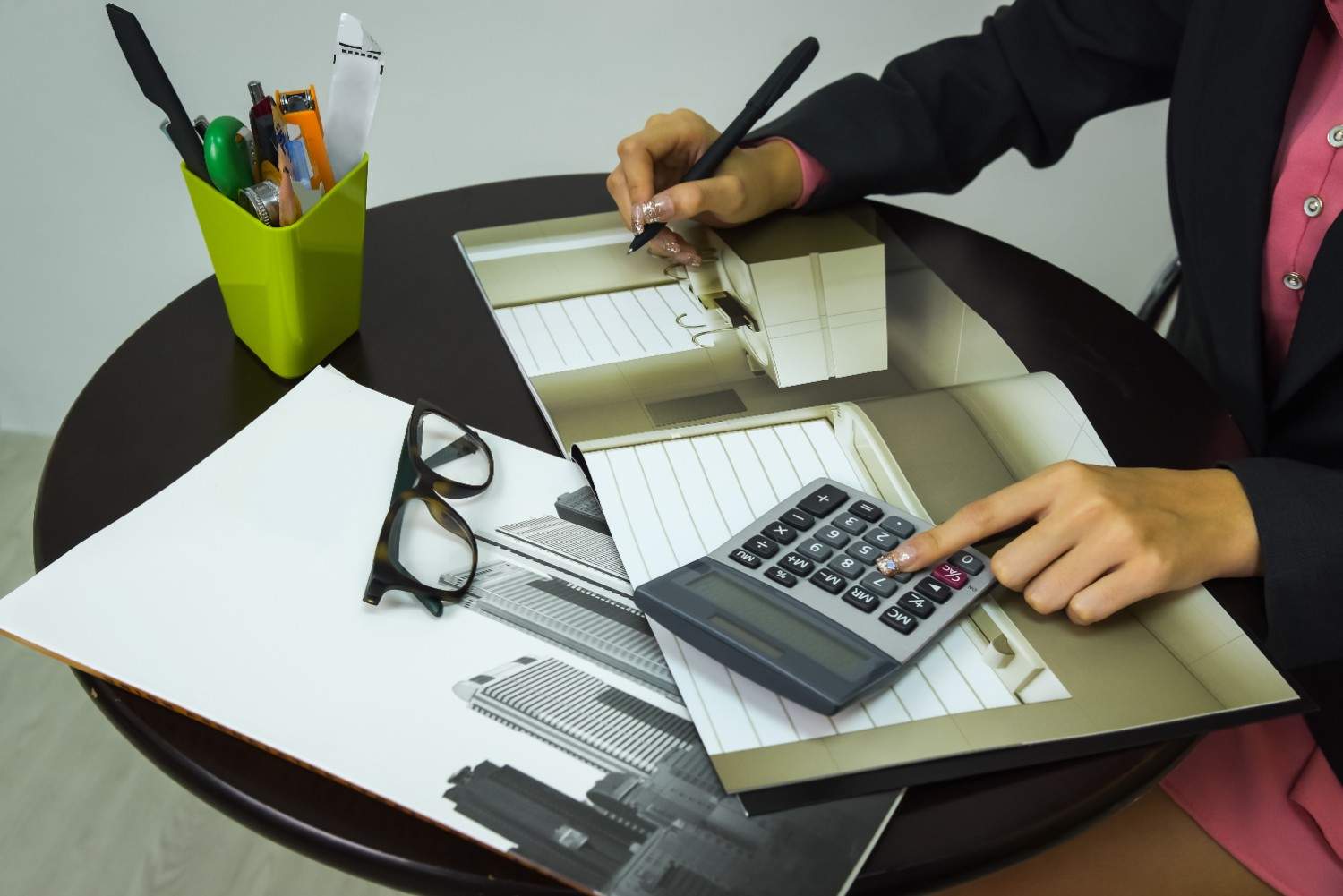 Bookkeeping in the UAE: A Complete Guide for Businesses in 2025
